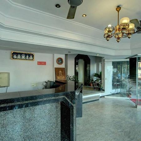 Hotel Padmam Мадурай Экстерьер фото