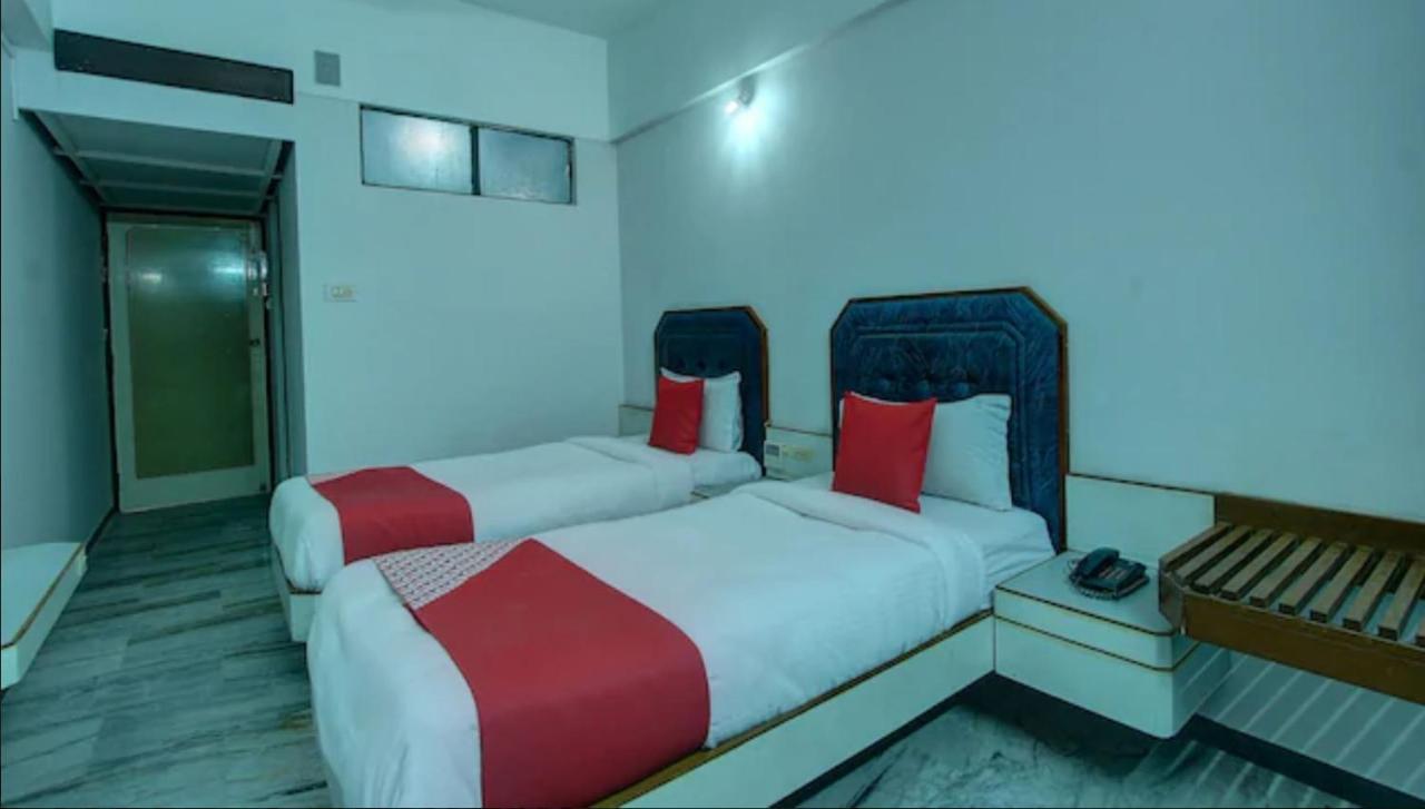 Hotel Padmam Мадурай Экстерьер фото