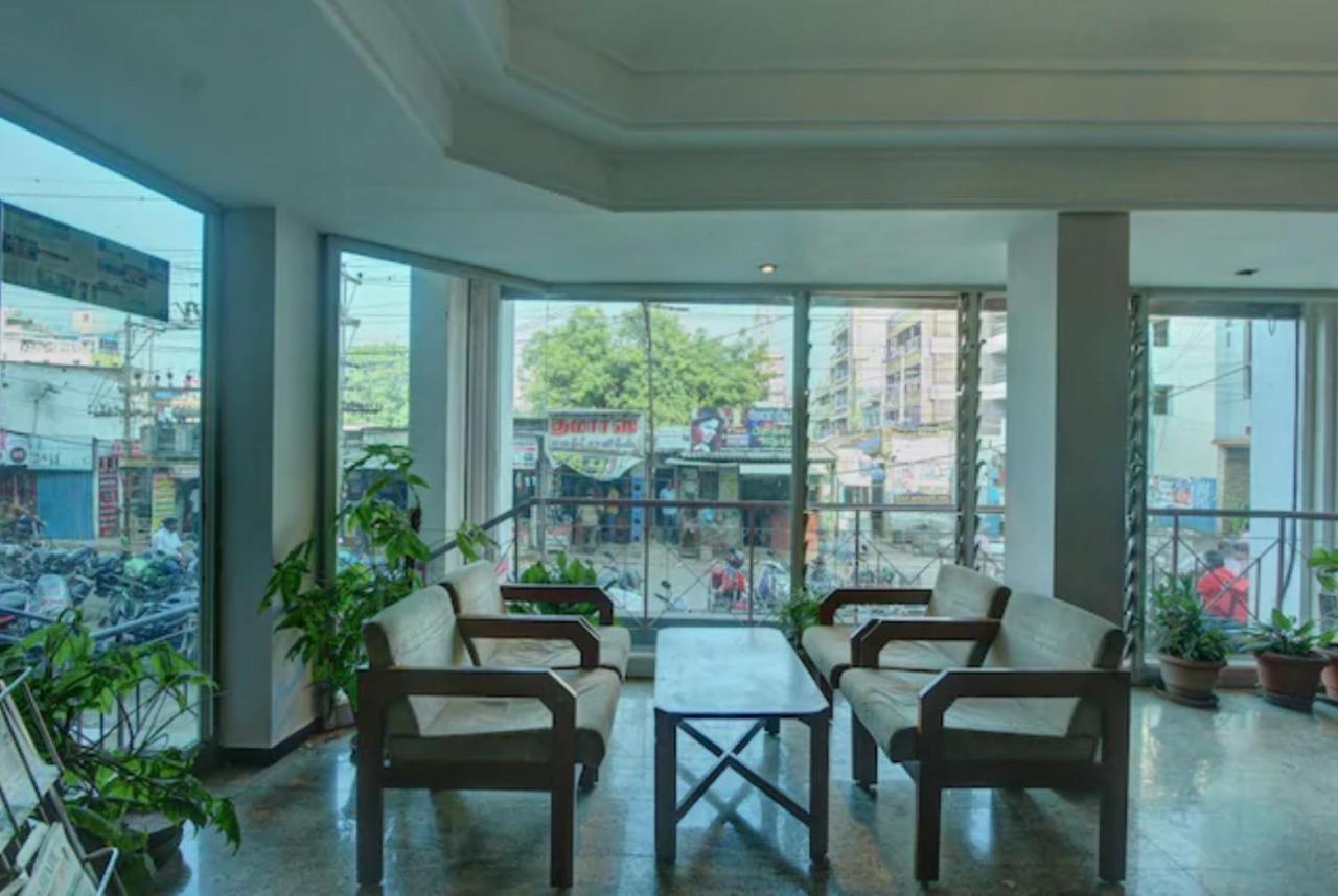 Hotel Padmam Мадурай Экстерьер фото